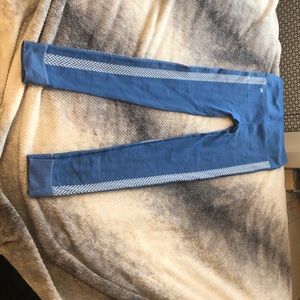 Madi Z fabletics collab Blue leggings
